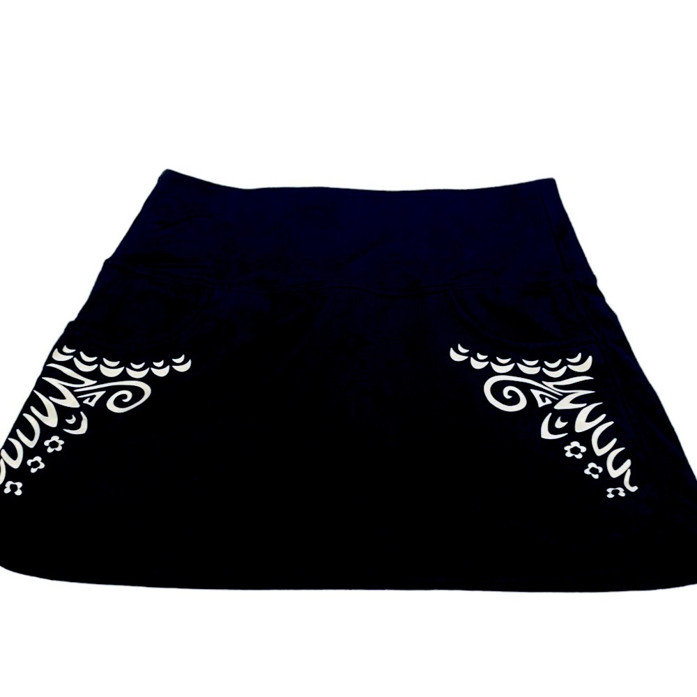 ATHLEA WOMENS SMALL SHORT SKIRT BLACK WHITE REAR ZIP POCKET HIGH END GEAR IN EUC